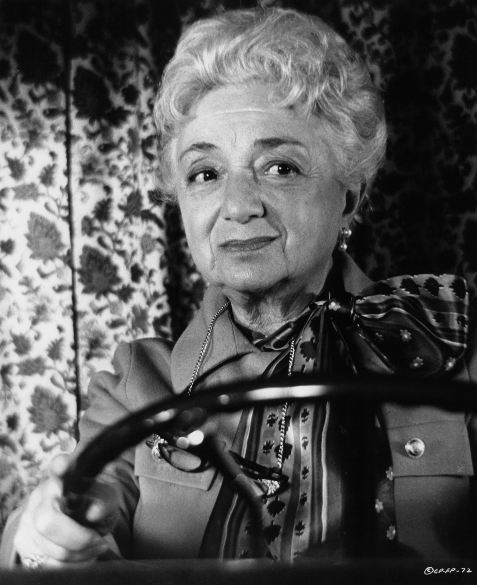 actor Molly Picon large photo