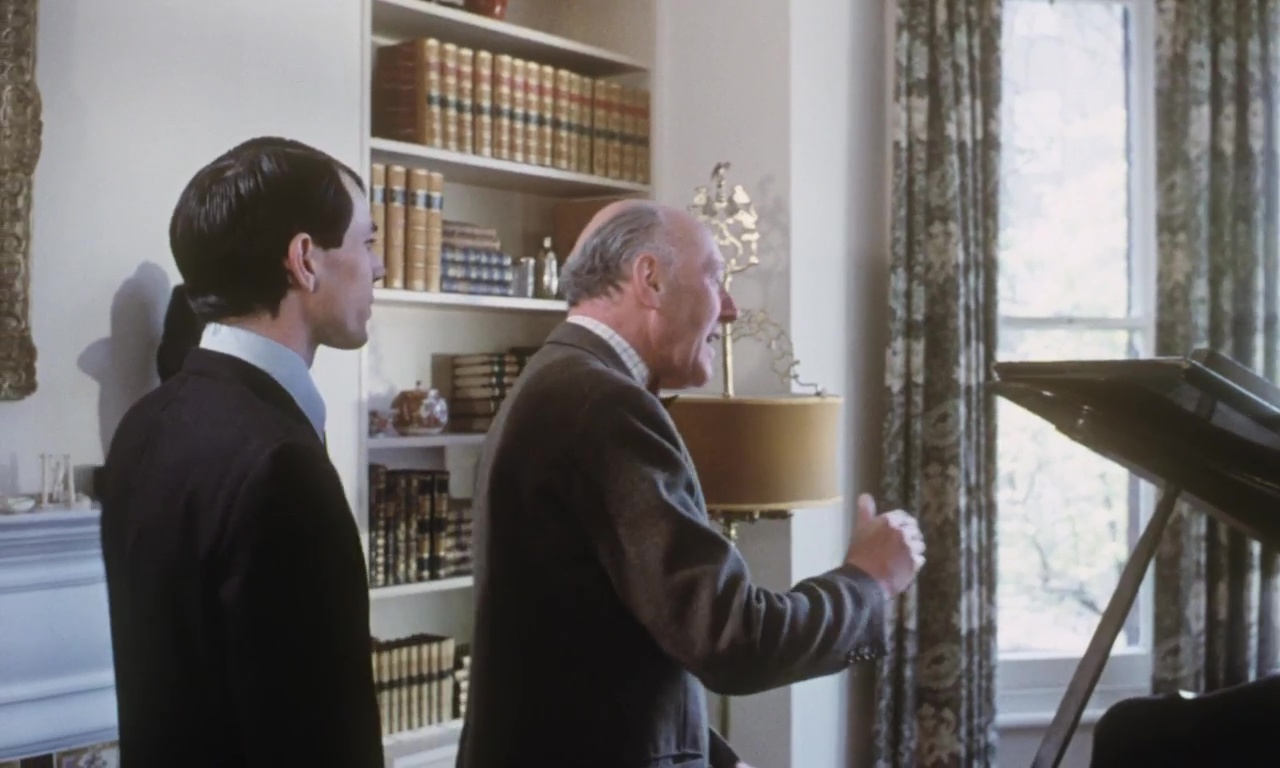 actor Richard Caldicot large photo