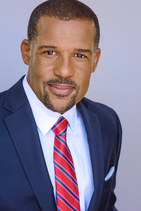 actor Peter Parros large photo