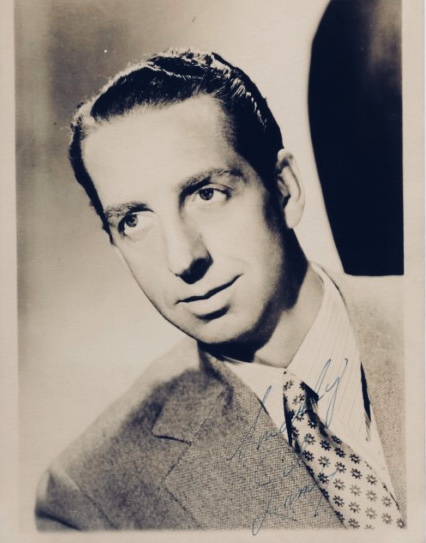 actor Gil Lamb large photo