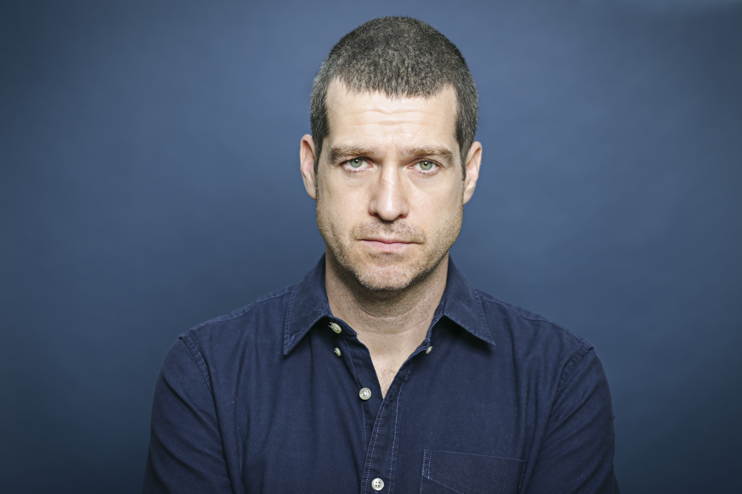 actor Zachary Bennett large photo