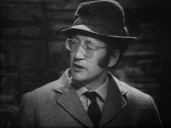 actor Bernard Hepton large photo