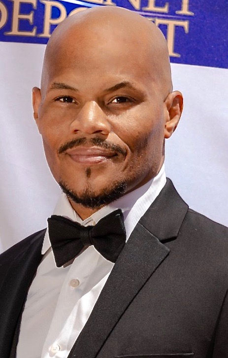 actor Rick Irvin large photo