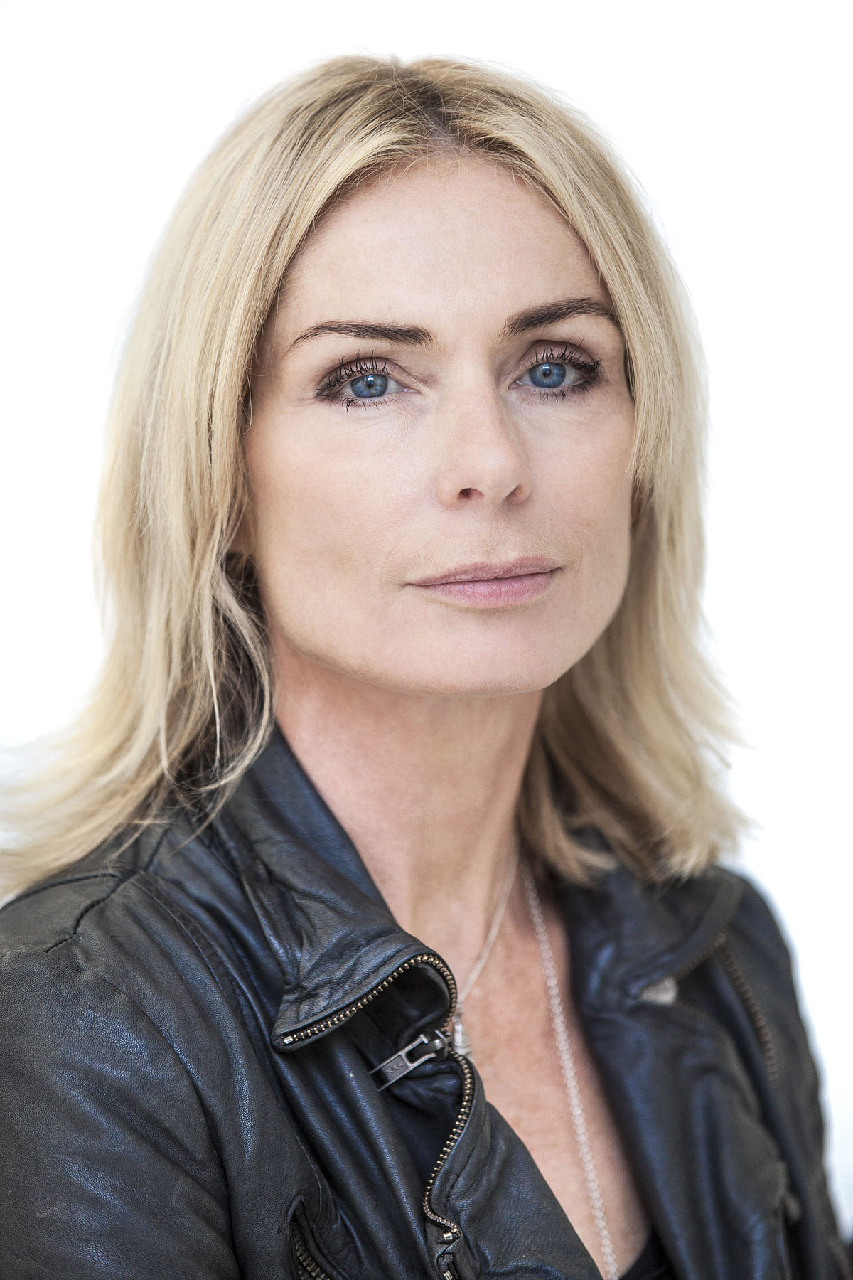 actor Jacqueline Ramel large photo