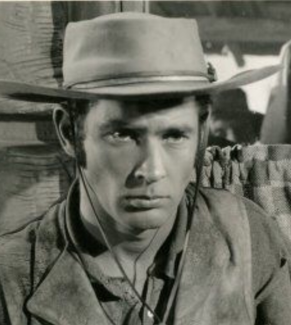 actor Victor Cutler large photo