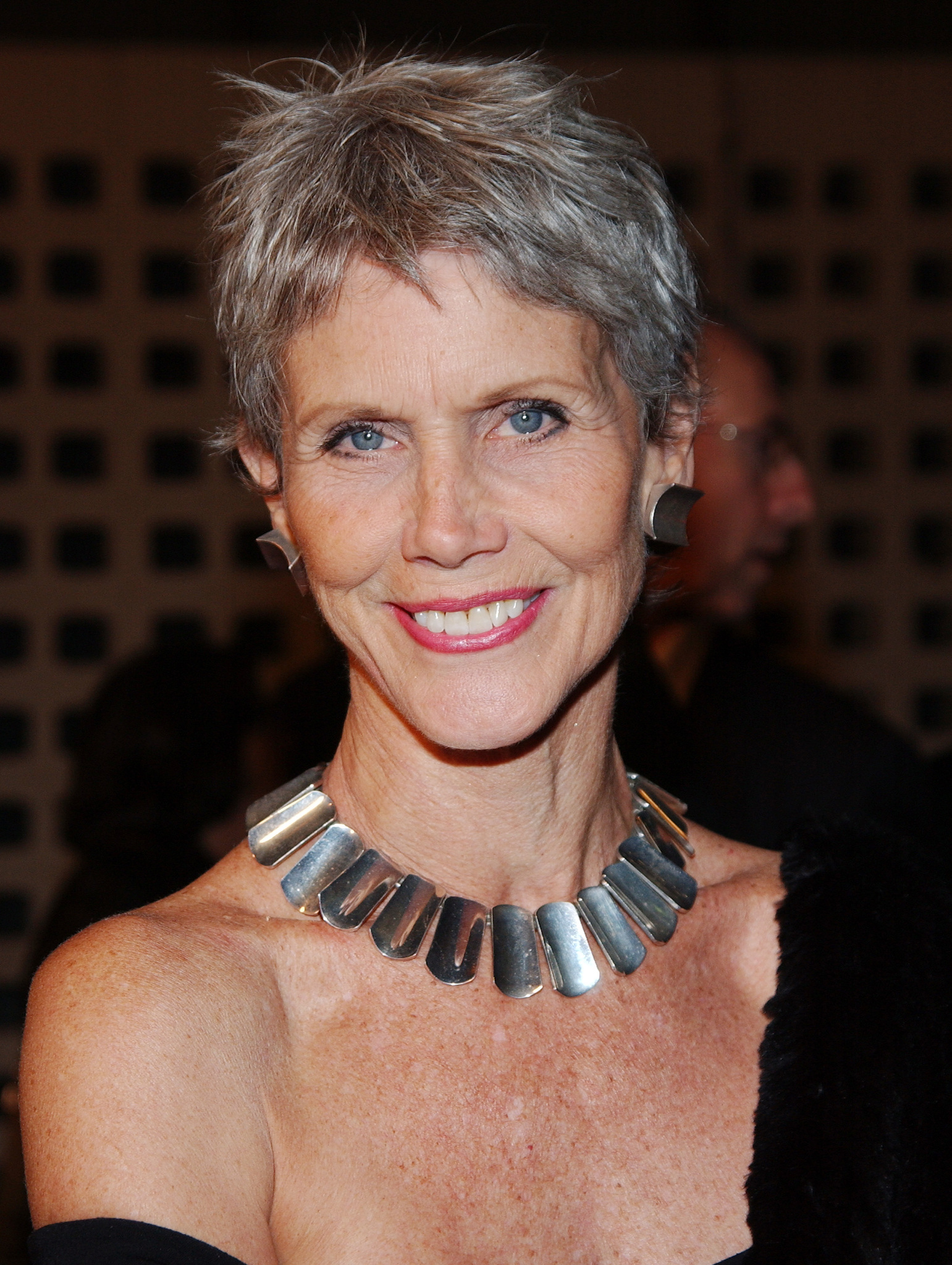 actor Shannon Wilcox large photo