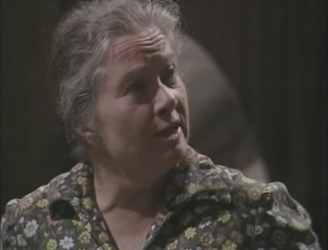 actor Gabrielle Blunt large photo