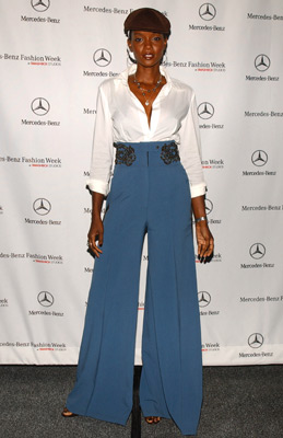 actor Tomiko Fraser large photo