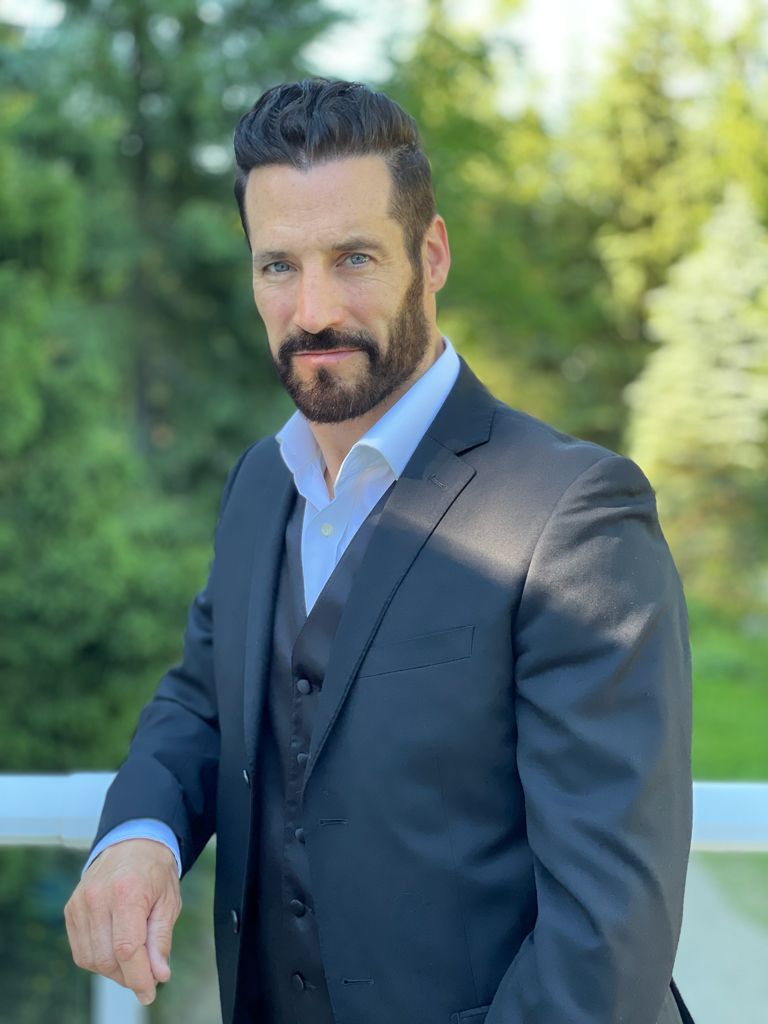 actor Andrew Keilty large photo