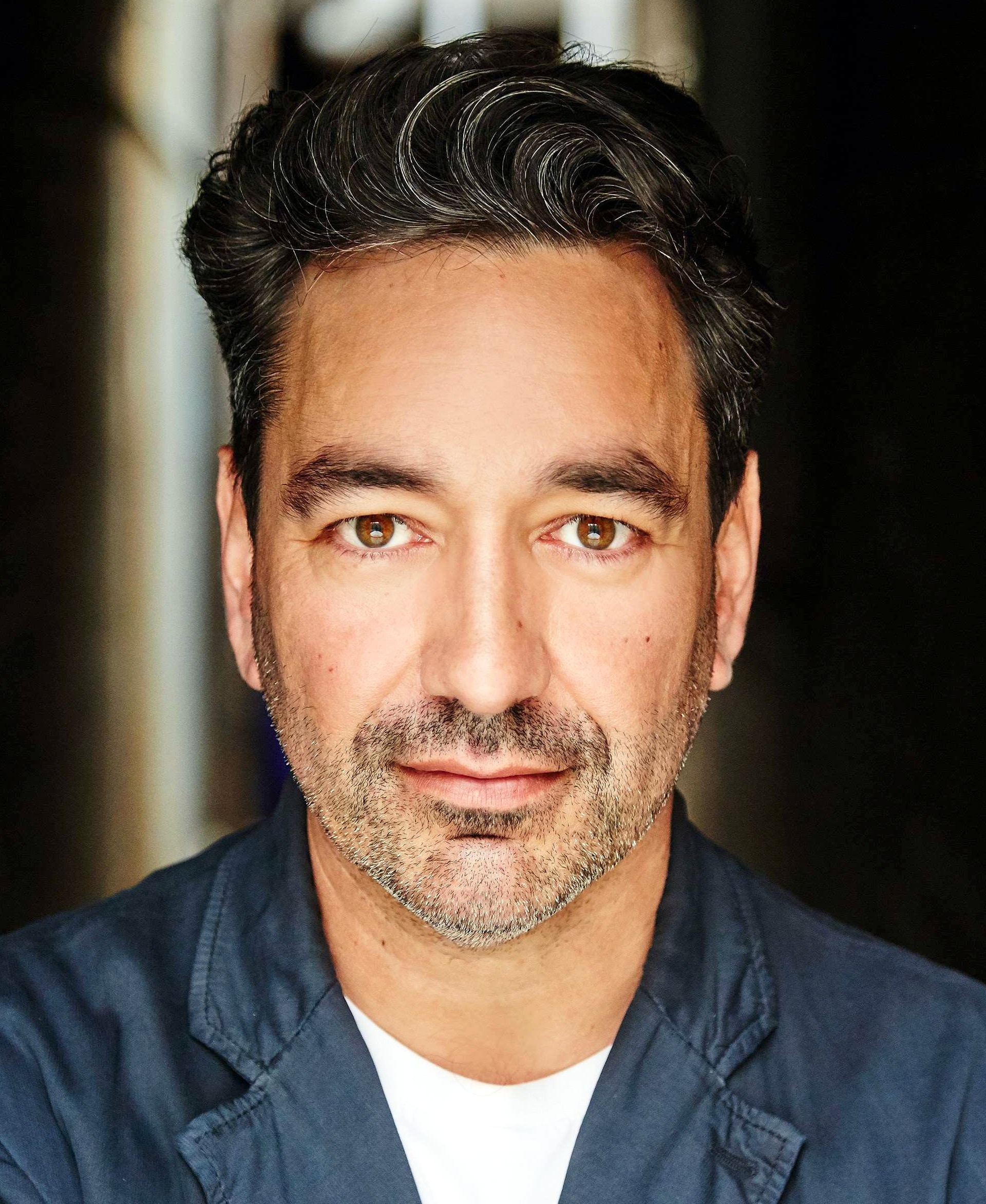 actor Alex Papps large photo