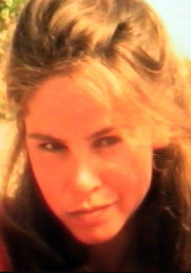 actor Annika Bullus large photo