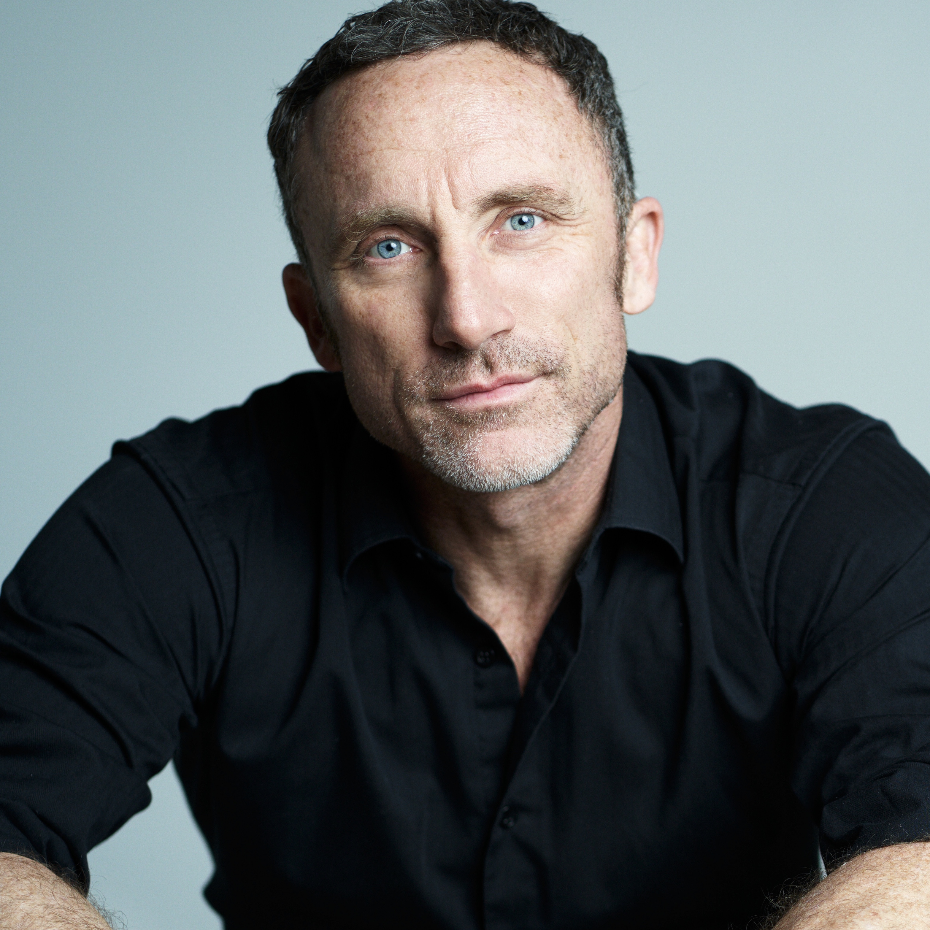 actor Joel Bryant large photo