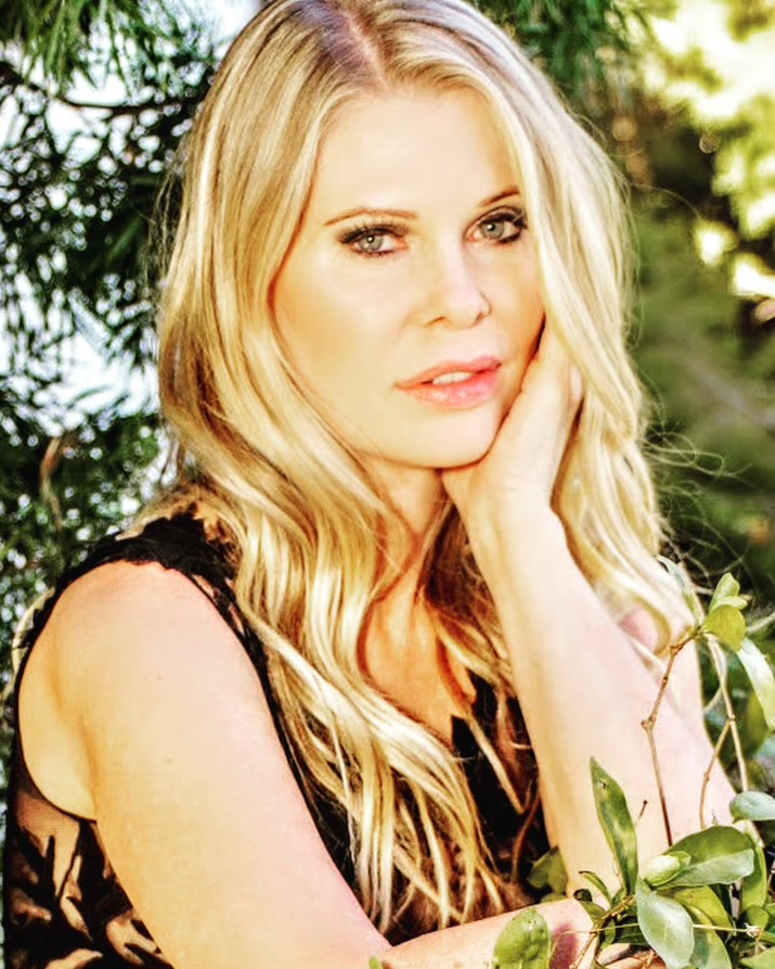 actor Cindy Guyer large photo