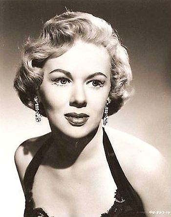 actor Tina Carver large photo