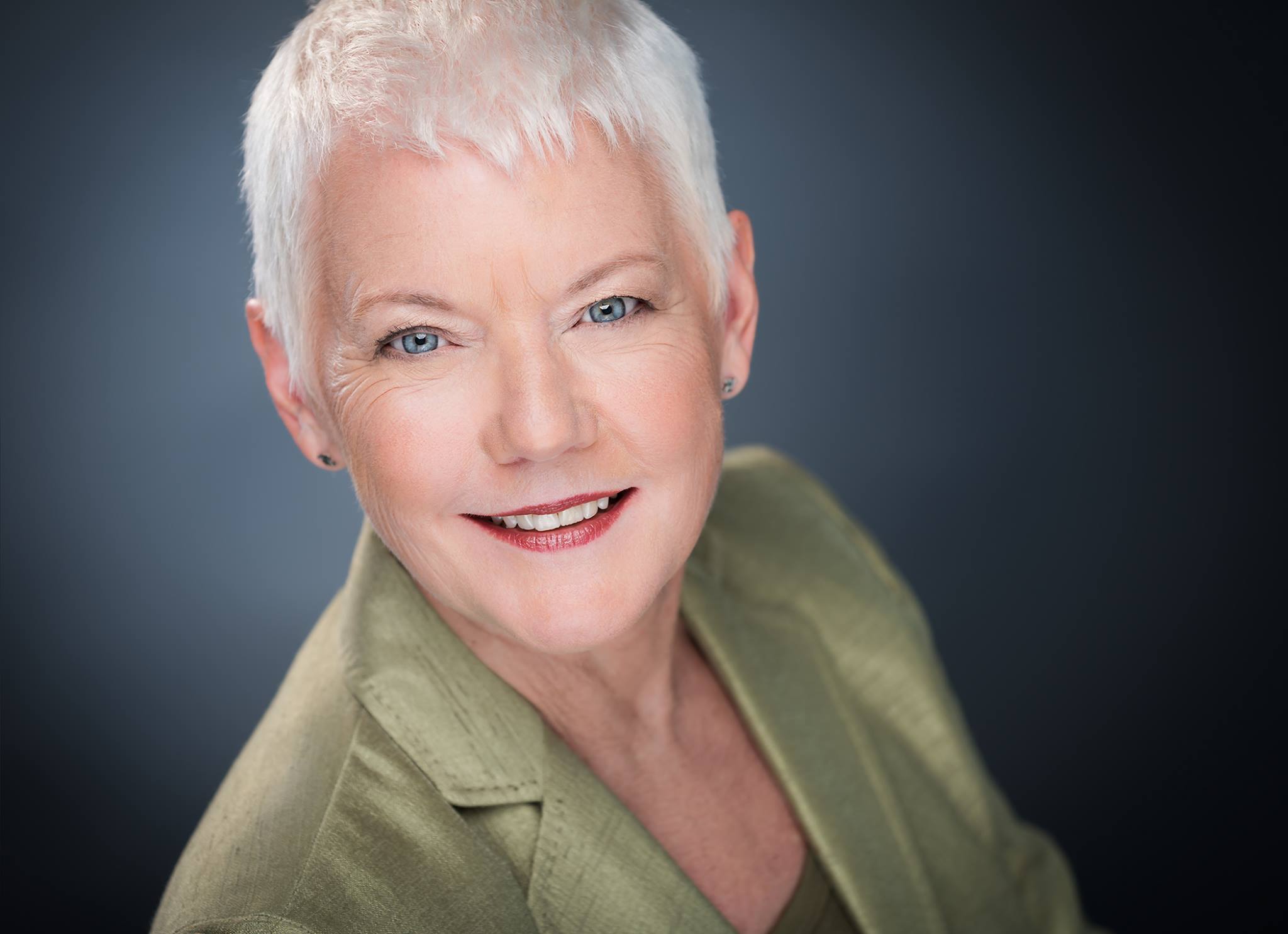 actor Carol Jones large photo