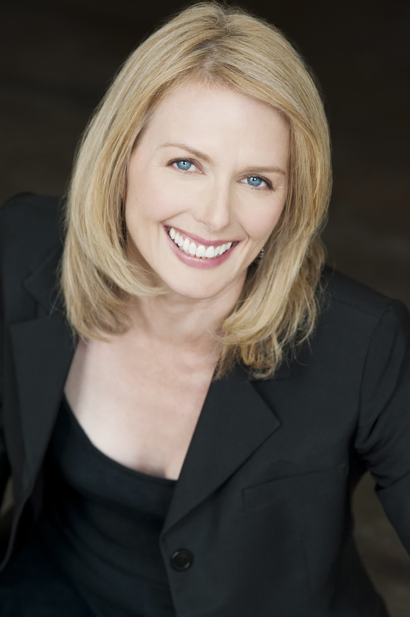 actor Anaya Farrell large photo