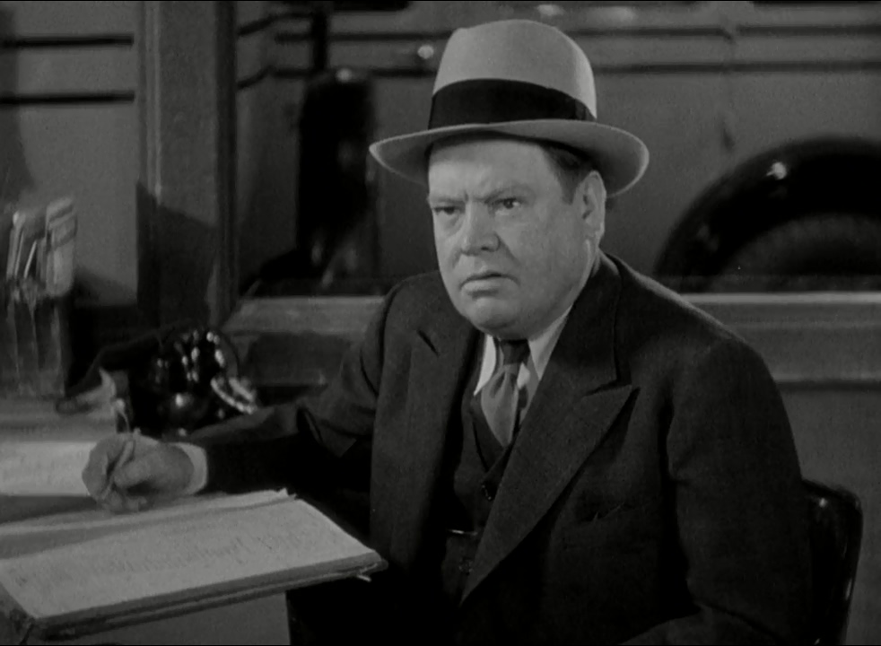 actor James Donlan large photo