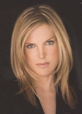 actor Louise Stratten large photo