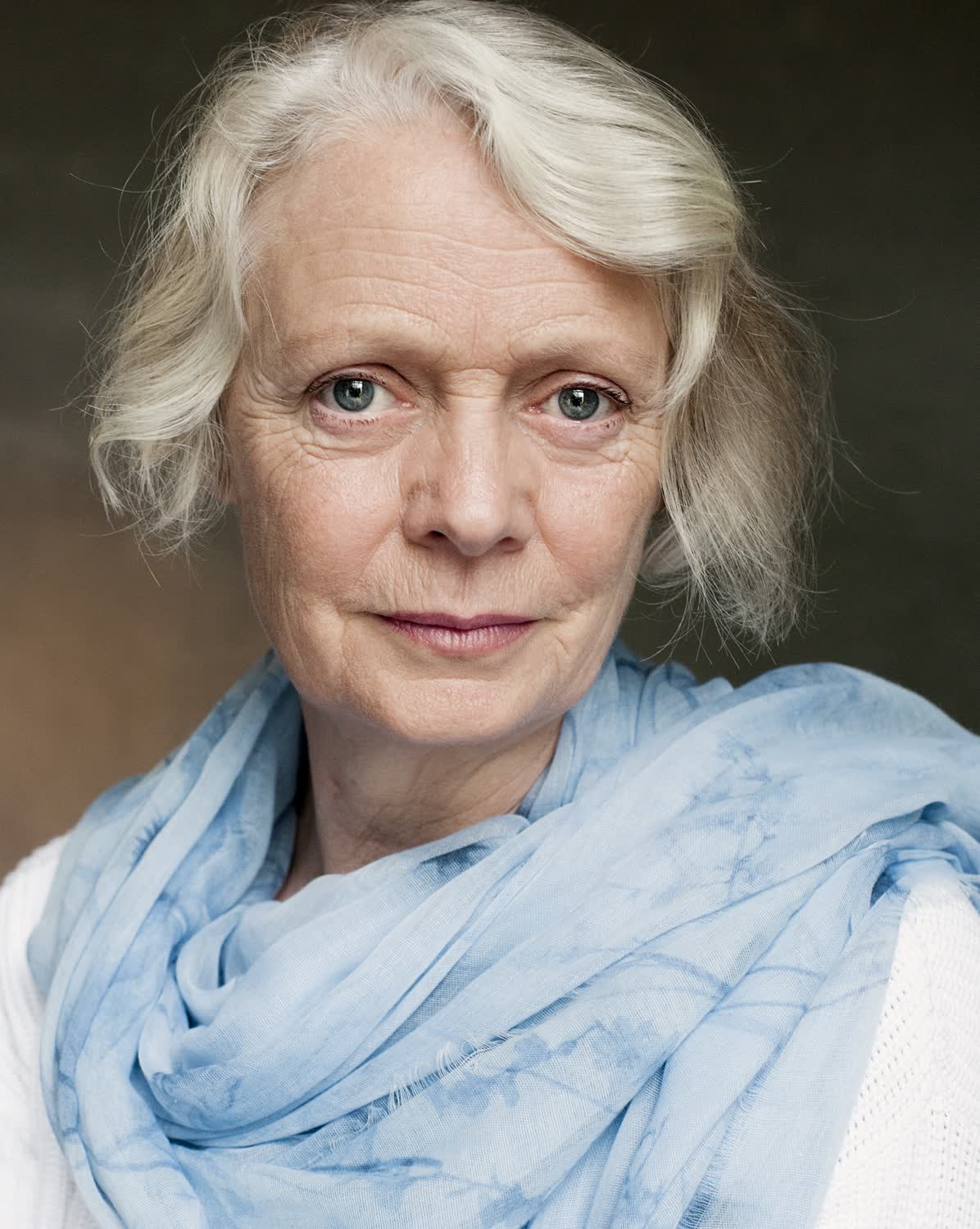 actor Kathryn Pogson large photo