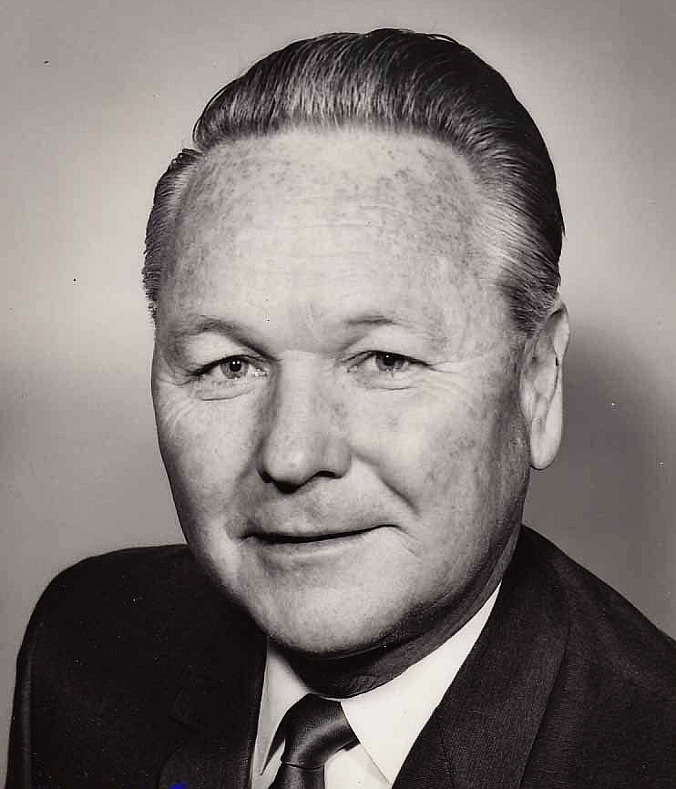 actor Del Armstrong large photo