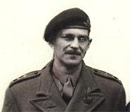 actor Willoughby Gray large photo