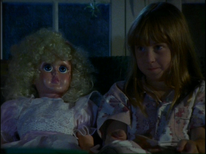 actor Sophie Bennett large photo