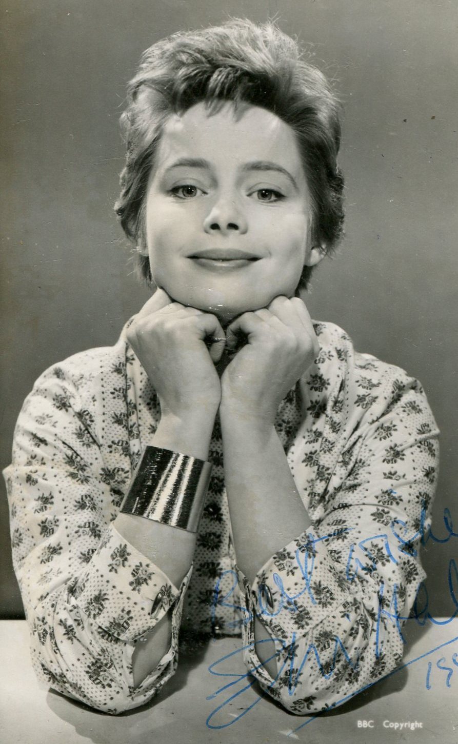 actor Elvi Hale large photo