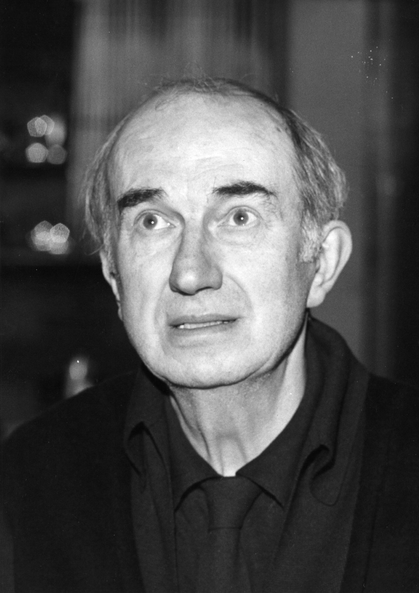 actor Bernard Miles large photo