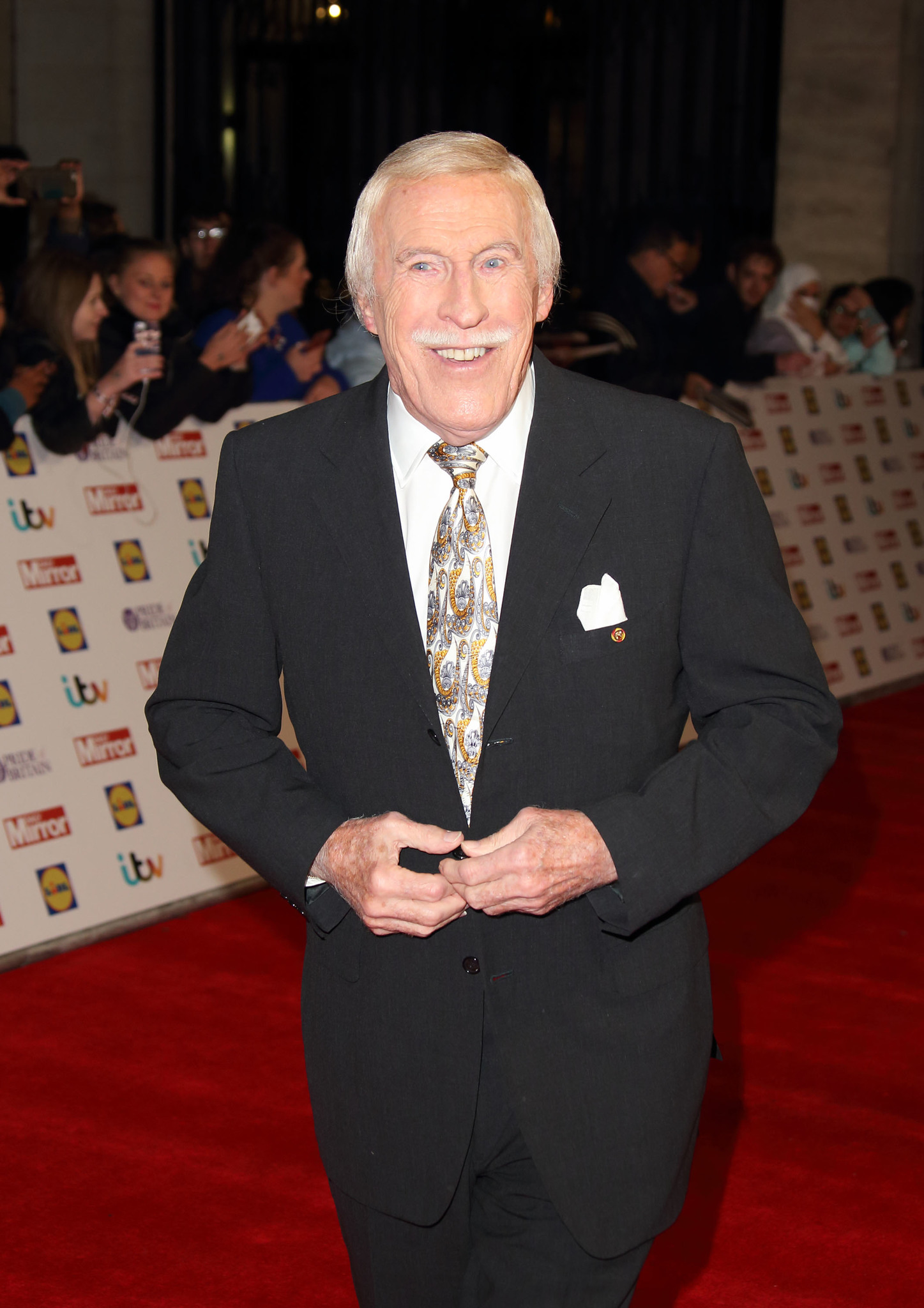 actor Bruce Forsyth large photo