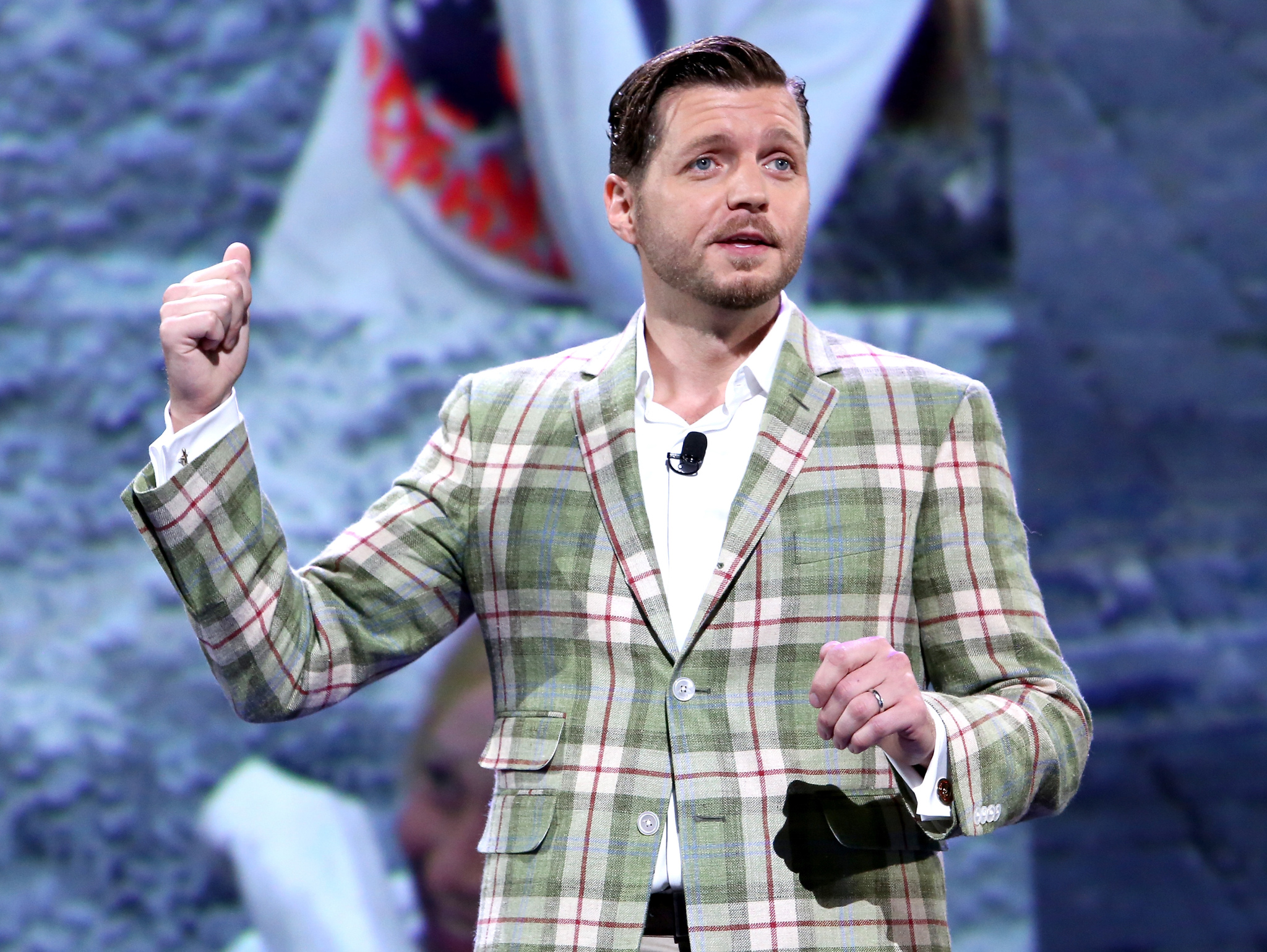 actor Nathan Greno large photo