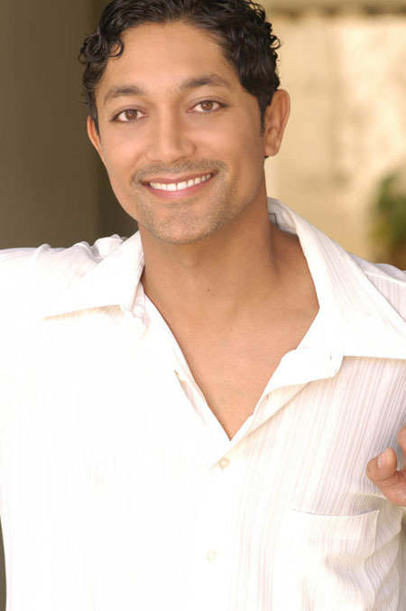 actor Marc Casabani large photo