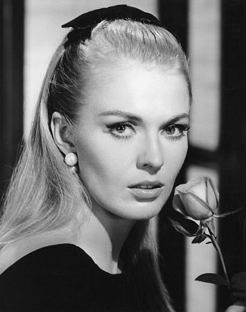 actor Jean Seberg large photo
