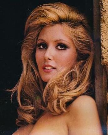 actor Pia Giancaro large photo