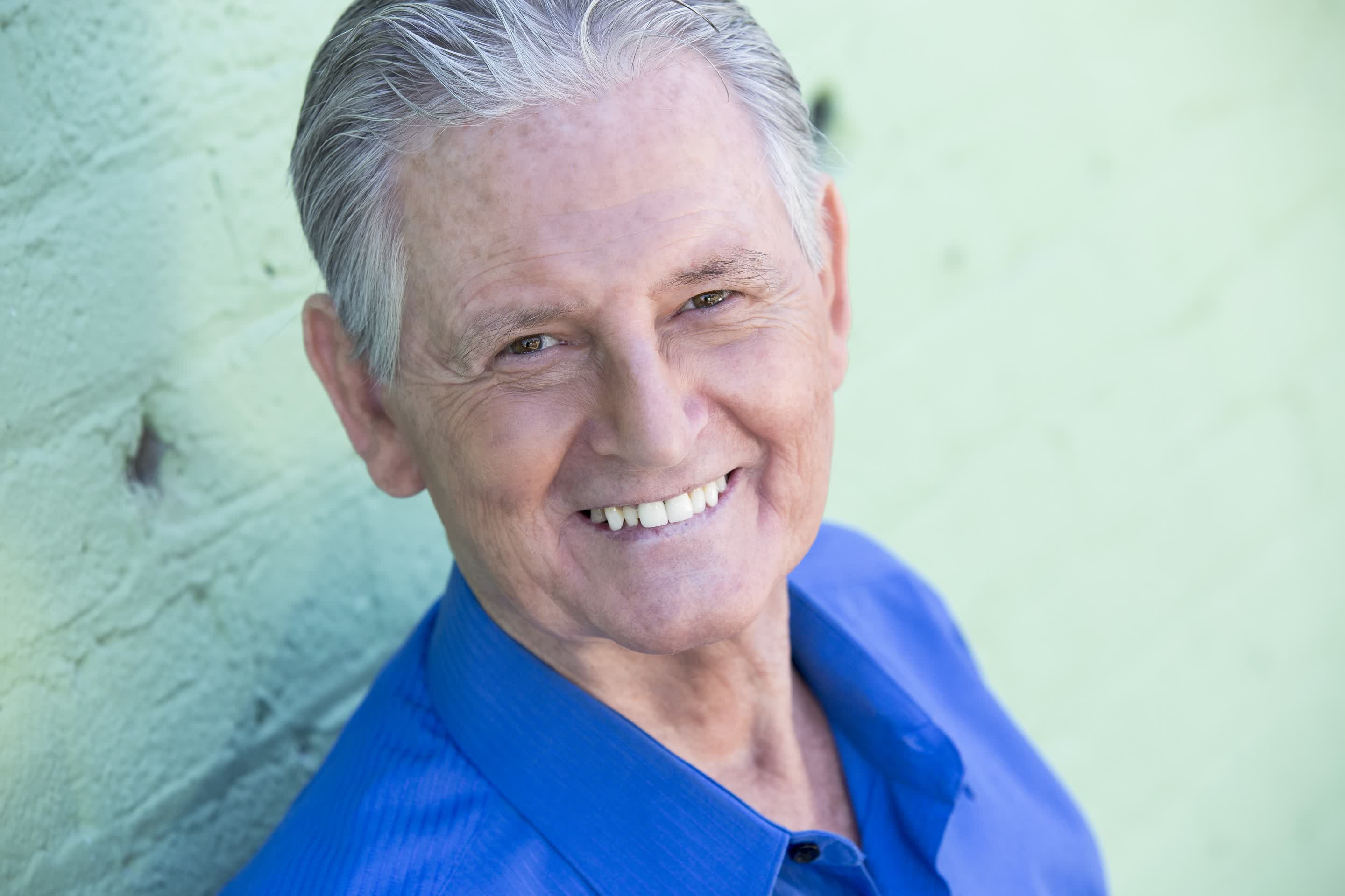 actor Steve Whittaker large photo