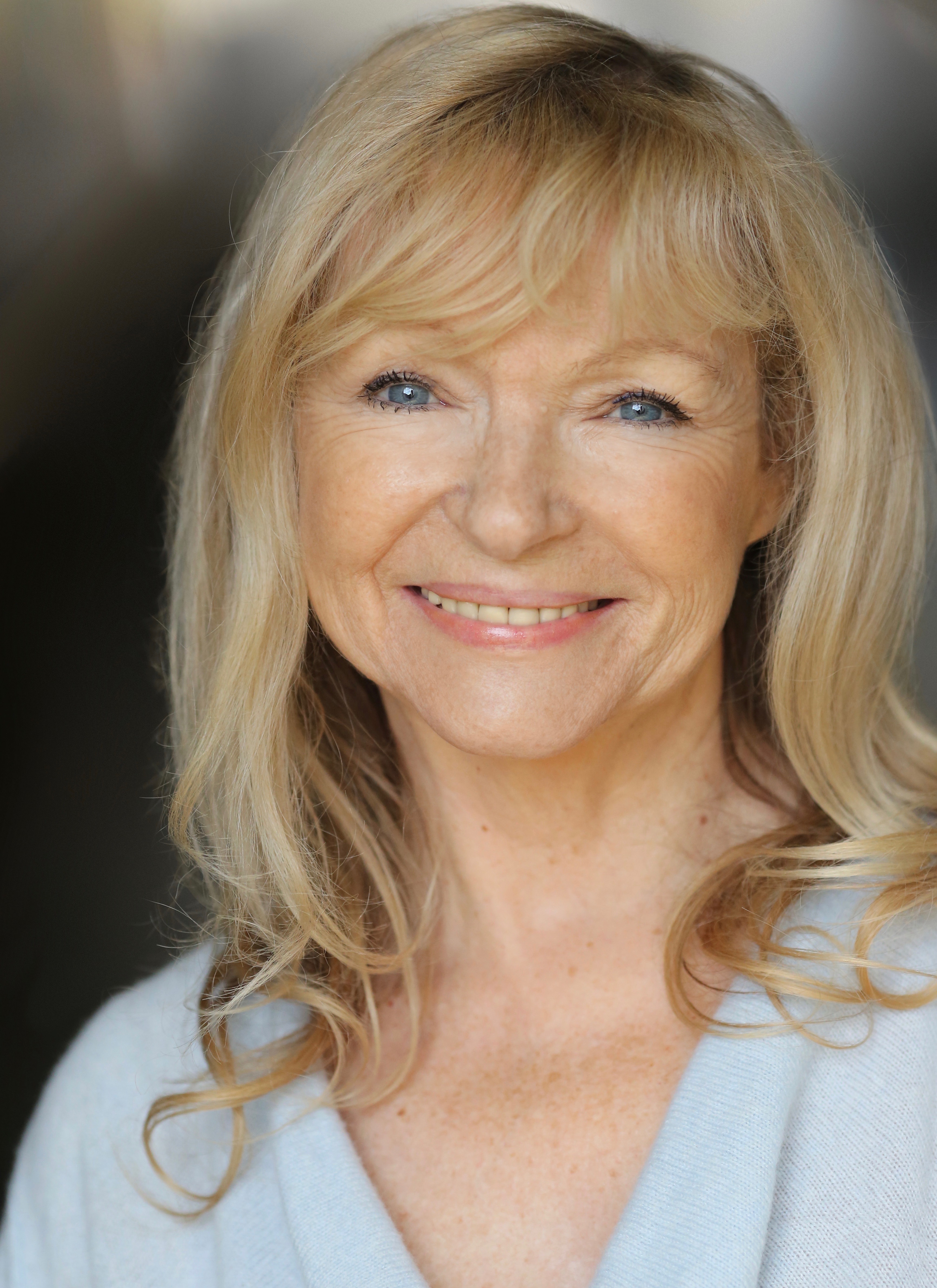 actor Linda Regan large photo