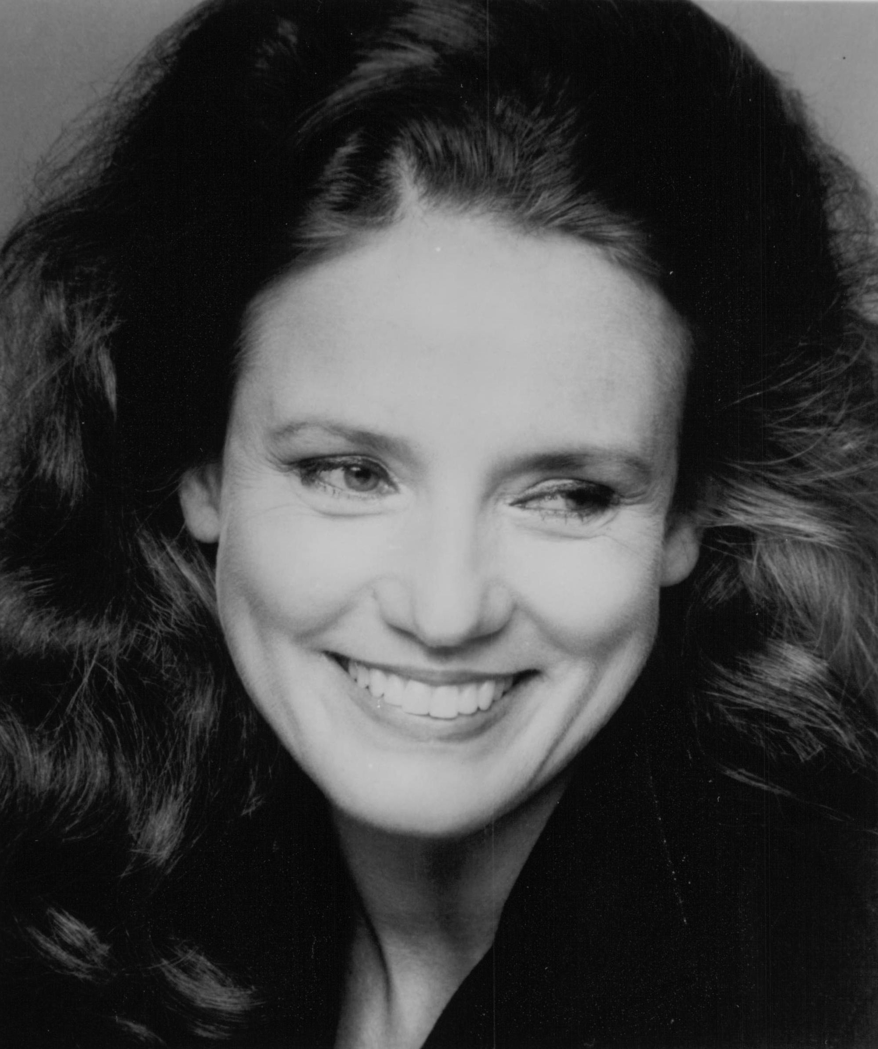 actor Trish Van Devere large photo