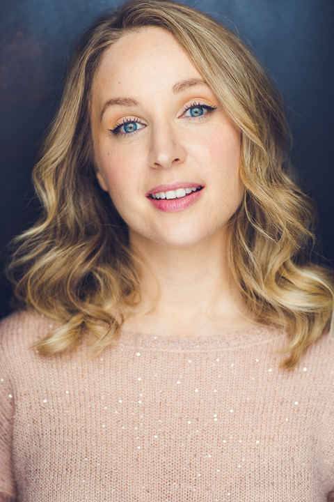 actor Allison Siko large photo