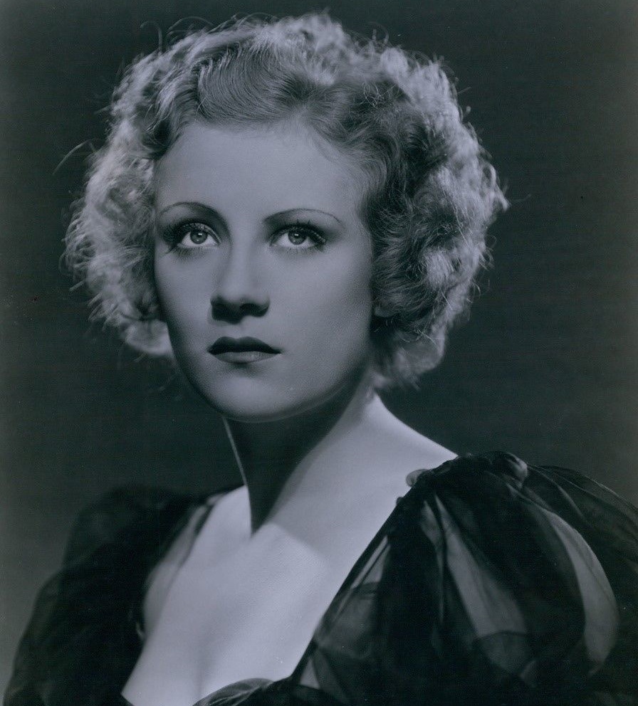 actor Margaret Perry large photo