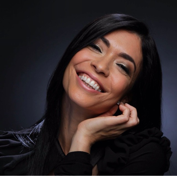 actor Caridad 'La Bruja' De La Luz large photo