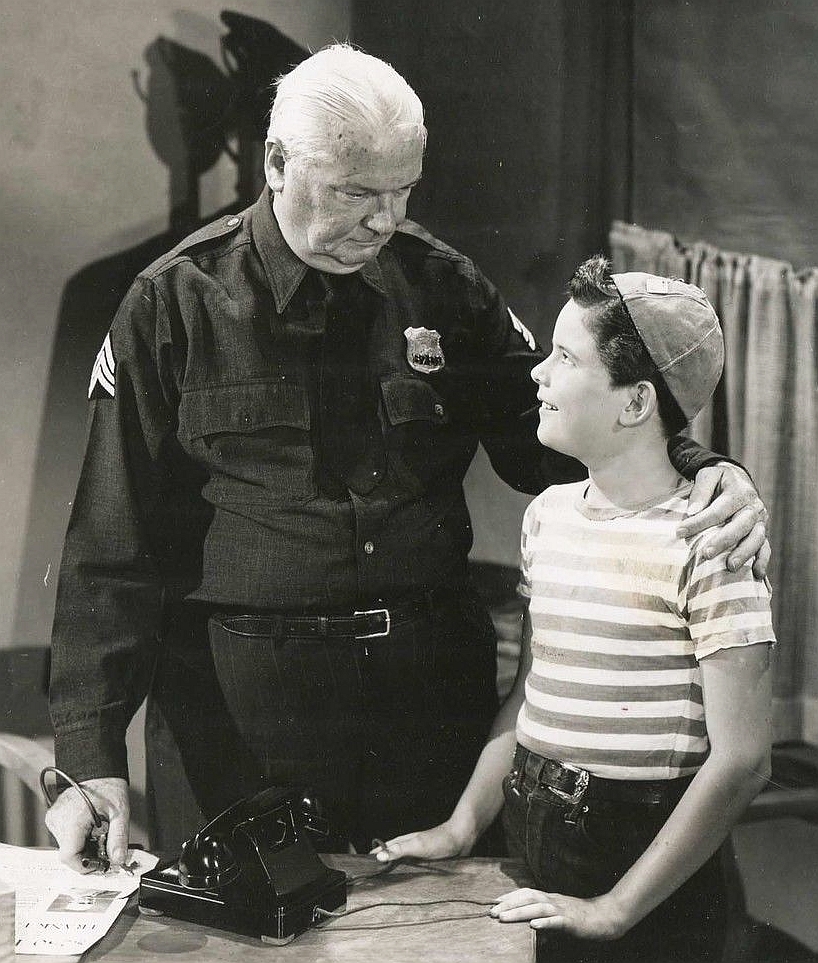 actor Johnny Calkins large photo