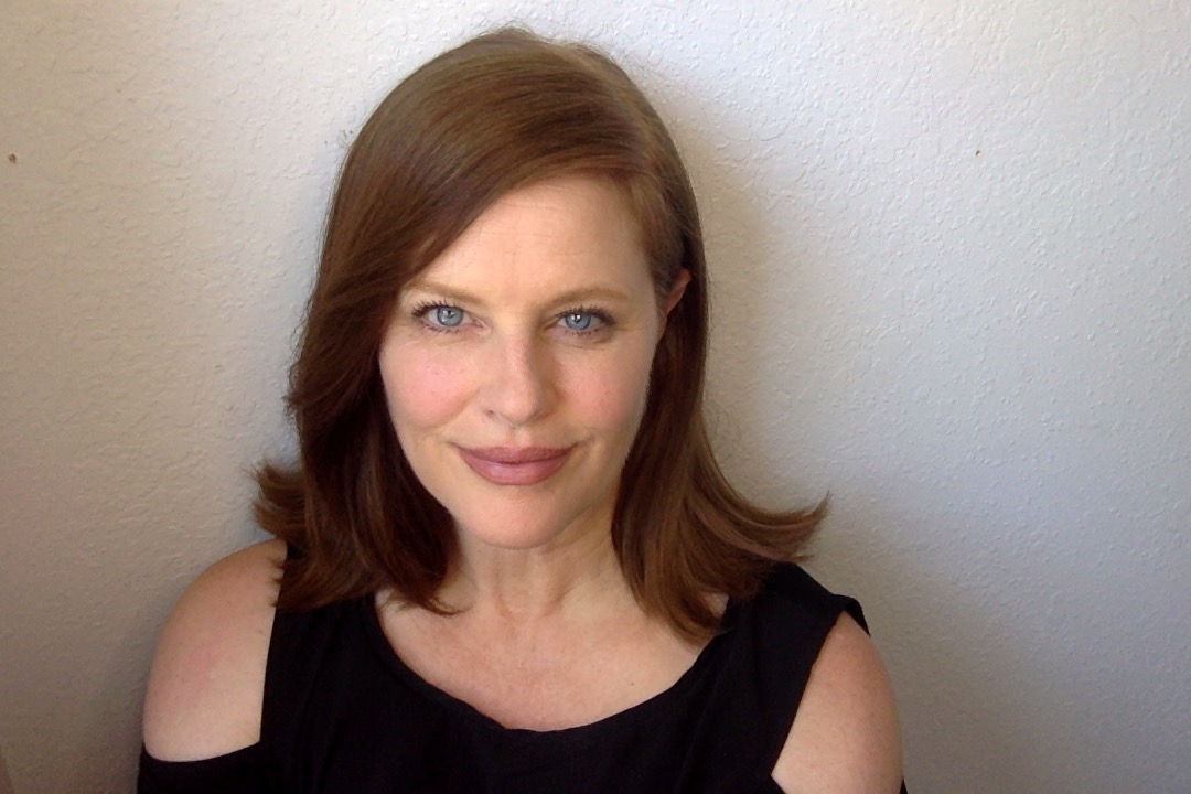 actor Deborah Tucker large photo