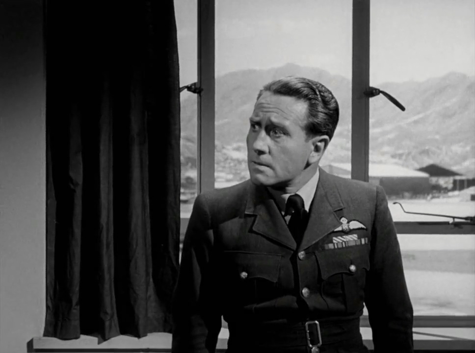 actor Hugh Moxey large photo