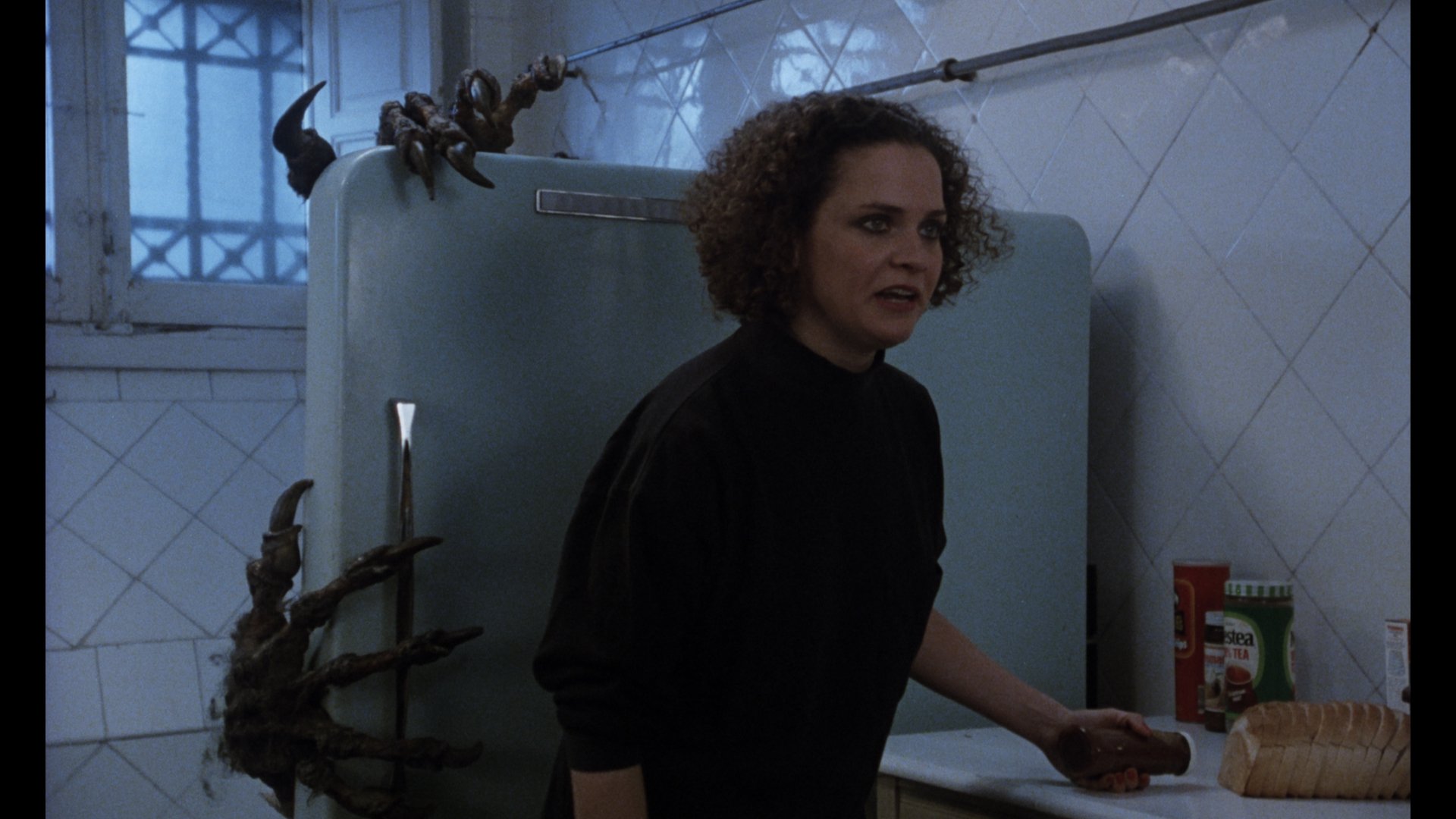 actor Kaethe Cherney large photo