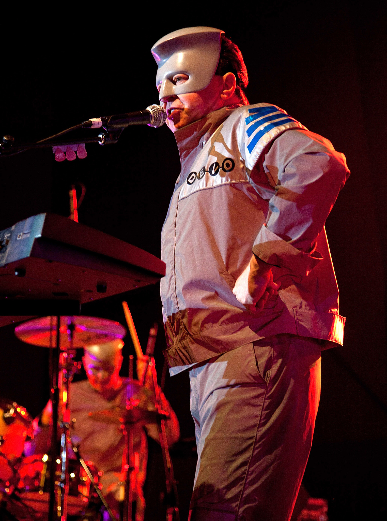 actor Bob Casale large photo