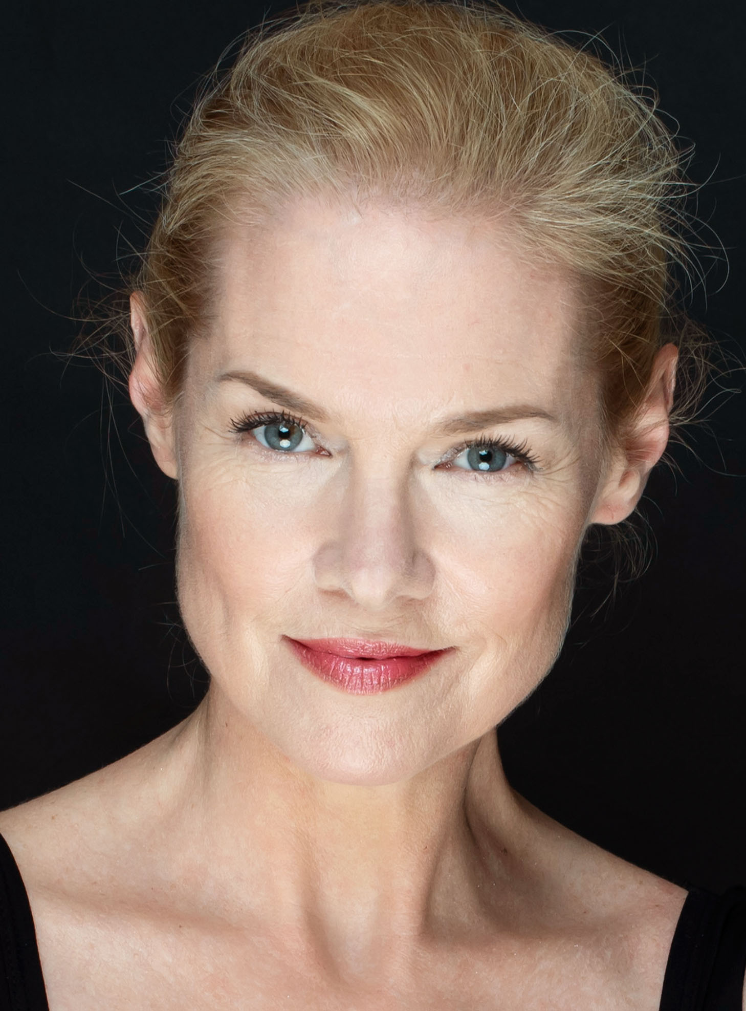 actor Cynthia Preston large photo