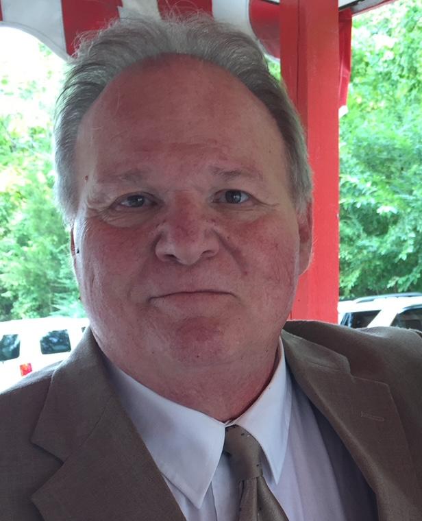 actor Don Cummins large photo