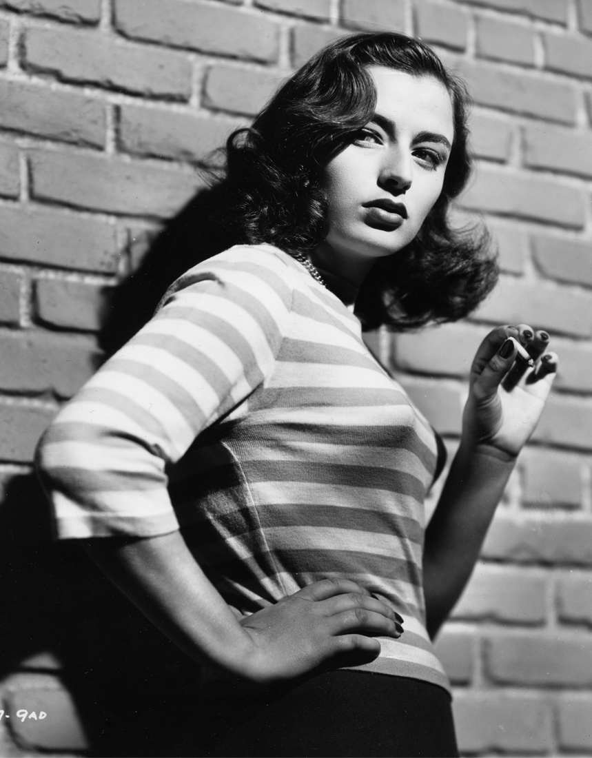 actor Marina Berti large photo