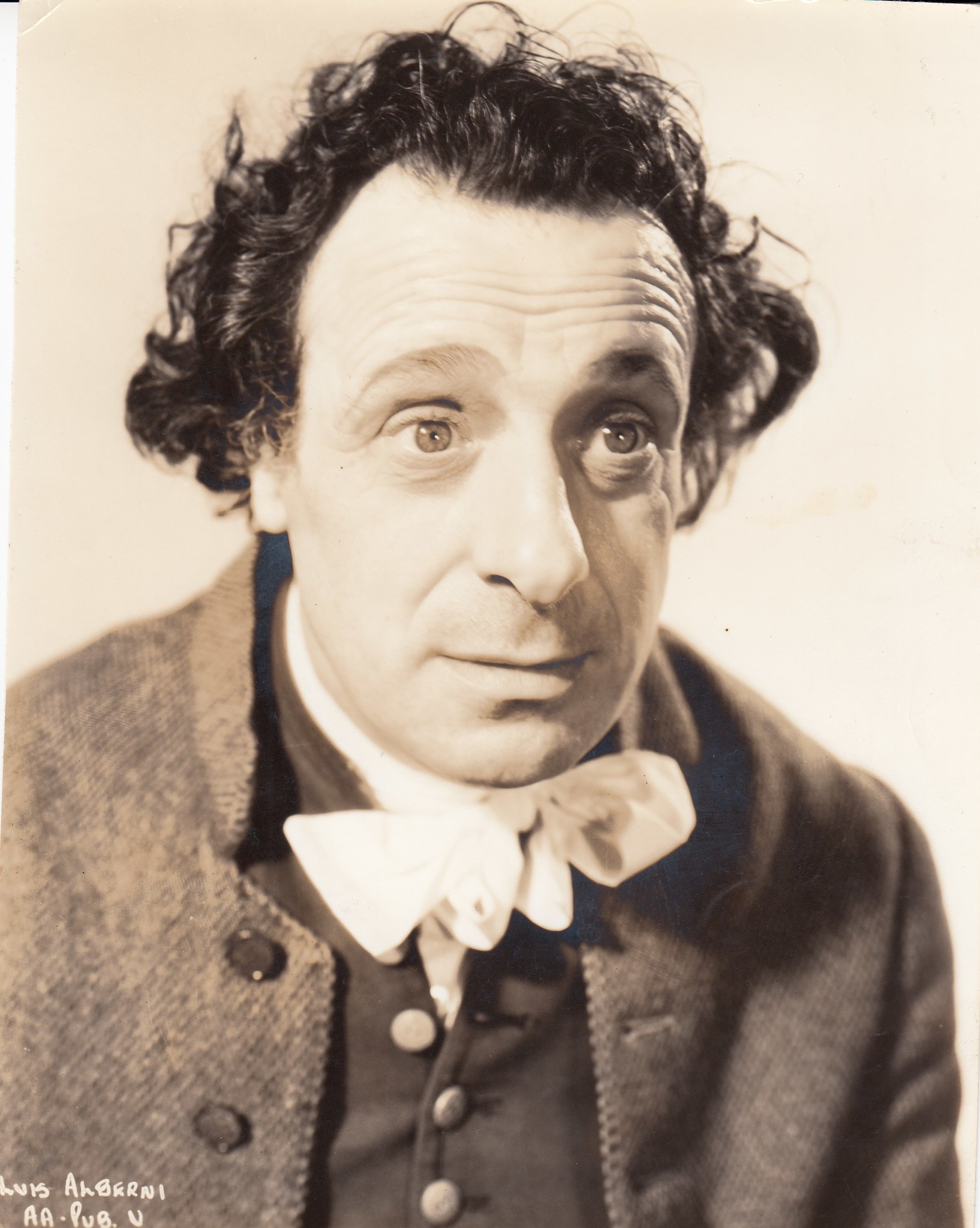 actor Luis Alberni large photo