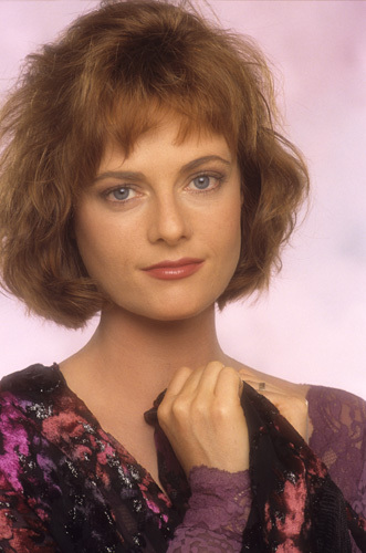 actor Lisa Blount large photo