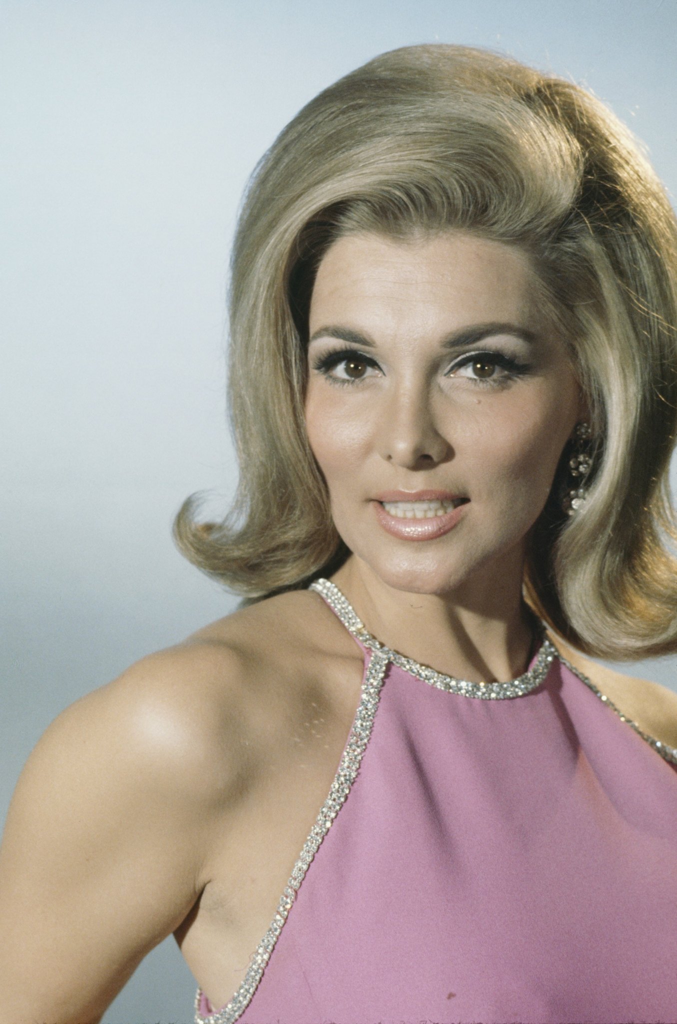 actor Nancy Kovack large photo